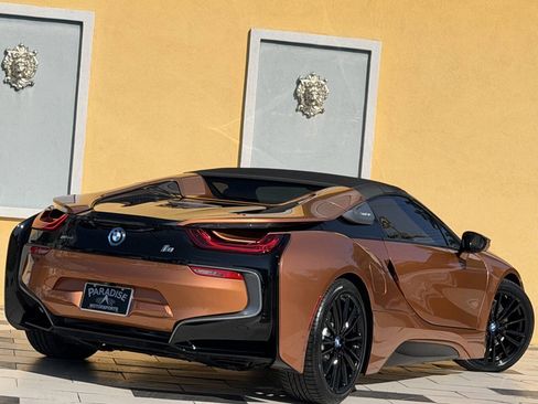 Used 2019 BMW i8 Roadster AWD/4WD image 16