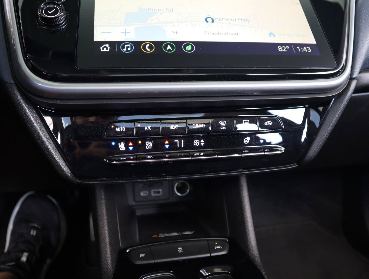 Used 2022 Chevrolet Bolt EUV Premier w/ Launch Edition FWD image 47