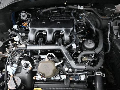 Used 2018 Hyundai Santa Fe Limited image 17