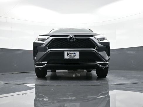 New 2025 Toyota RAV4 SE image 27
