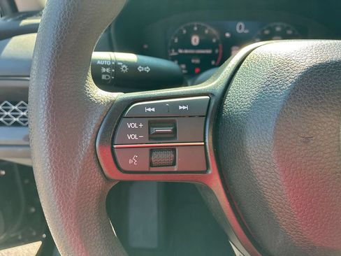 Used 2025 Honda Accord LX image 21