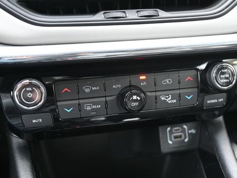 Used 2024 Jeep Compass Limited AWD/4WD image 27
