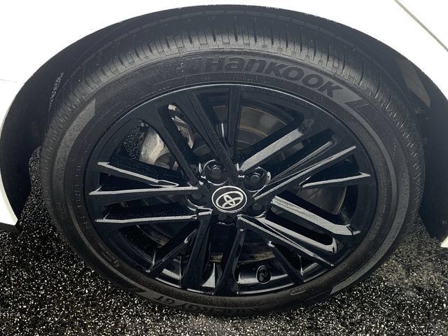 Used 2026 Toyota Camry SE w/ Convenience Package FWD image 33