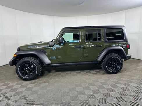 Used 2023 Jeep Wrangler Unlimited w/ Cold Weather Group image 6