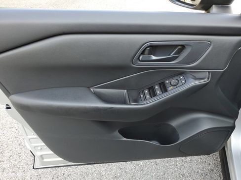 Certified 2025 Nissan Rogue S AWD/4WD image 15