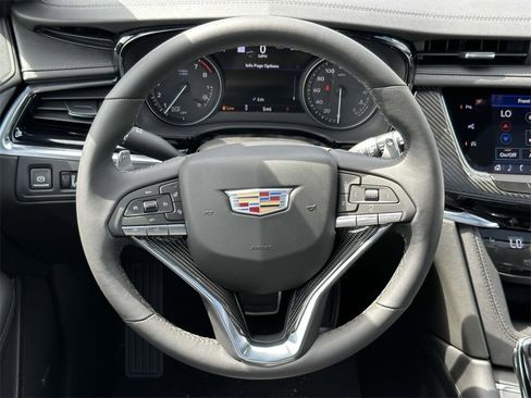 New 2025 Cadillac XT6 Sport w/ Technology Package image 19