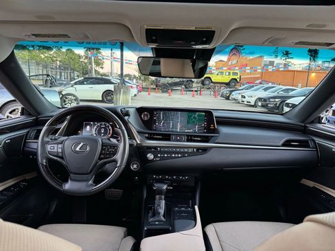 Used 2021 Lexus ES 350 Ultra Luxury w/ Accessory Package 2 image 34