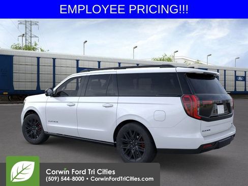 New 2025 Ford Expedition Max Platinum w/ Stealth Performance Package AWD/4WD image 5