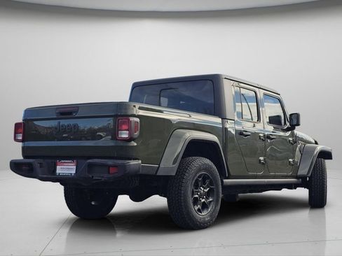 Used 2023 Jeep Gladiator Sport AWD/4WD image 22