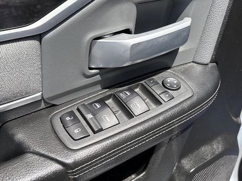 Used 2022 RAM 2500 Big Horn AWD/4WD image 21