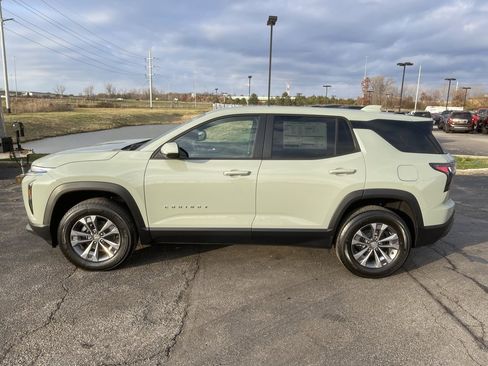 New 2026 Chevrolet Equinox LT w/ Convenience Package II image 4