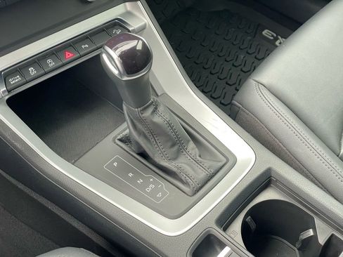 Used 2022 Audi Q3 2.0T Premium image 24