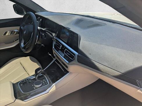 Used 2022 BMW 330i Sedan w/ Convenience Package RWD image 20