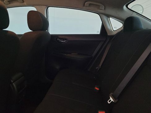 Used 2019 Nissan Sentra S FWD image 18