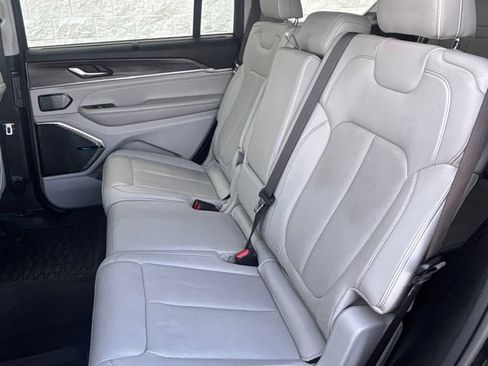 Certified 2022 Jeep Grand Cherokee L Overland w/ Advanced Protech Group III AWD/4WD image 26