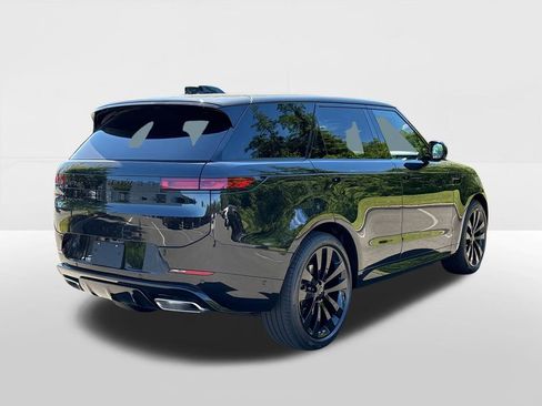New 2026 Land Rover Range Rover Sport Dynamic SE AWD/4WD image 4