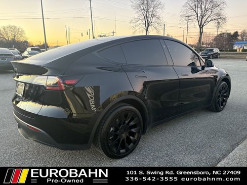 Used 2024 Tesla Model Y Long Range image 30