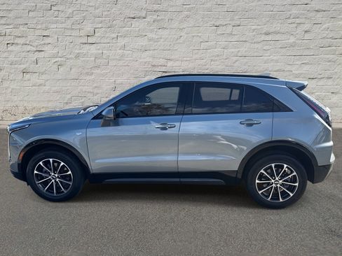 Used 2025 Cadillac XT4 Sport w/ LPO, Floor Liner Package image 8