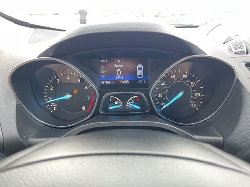 Used 2019 Ford Escape SEL AWD/4WD image 15