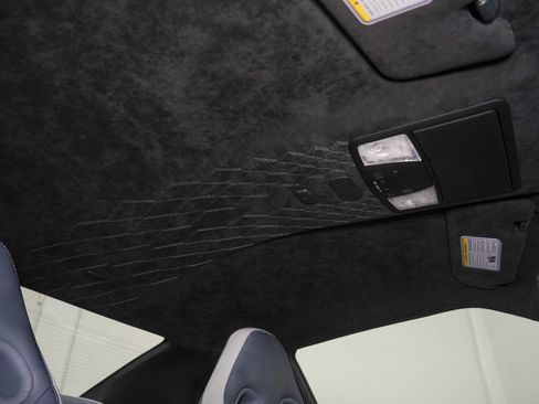 Used 2020 Nissan GT-R Premium AWD/4WD image 32