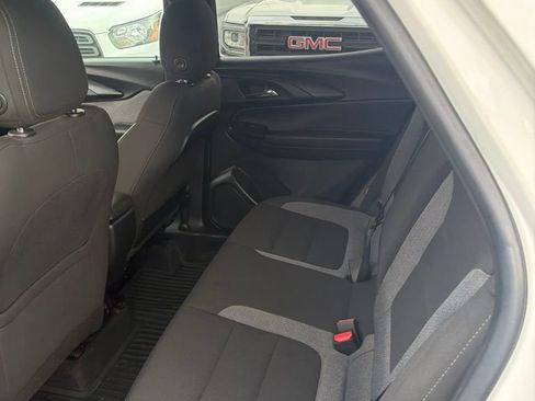 Used 2023 Chevrolet TrailBlazer LT FWD image 9