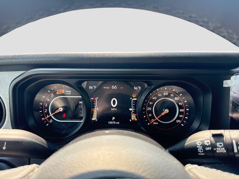 Used 2026 Jeep Wrangler Unlimited Sport AWD/4WD image 16