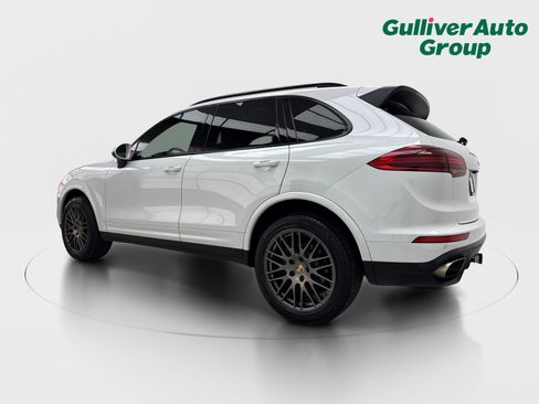 Used 2018 Porsche Cayenne Platinum Edition AWD/4WD image 4