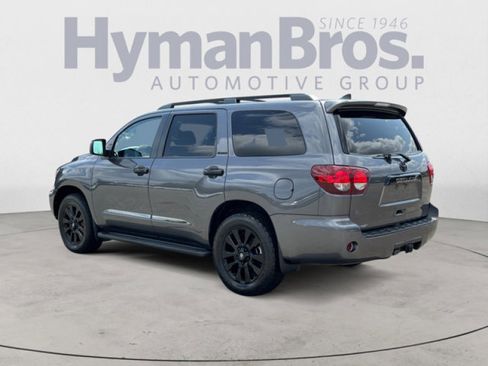 Used 2021 Toyota Sequoia Nightshade image 5