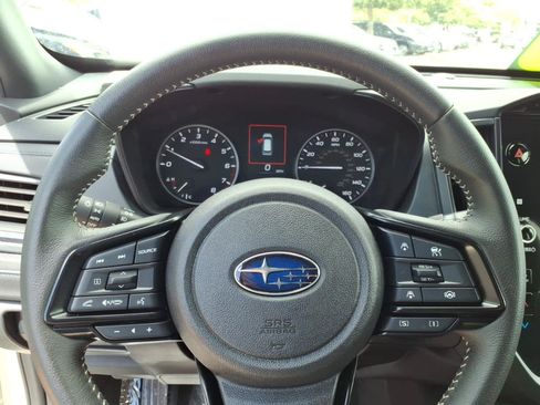 Certified 2025 Subaru Forester Premium AWD/4WD image 34