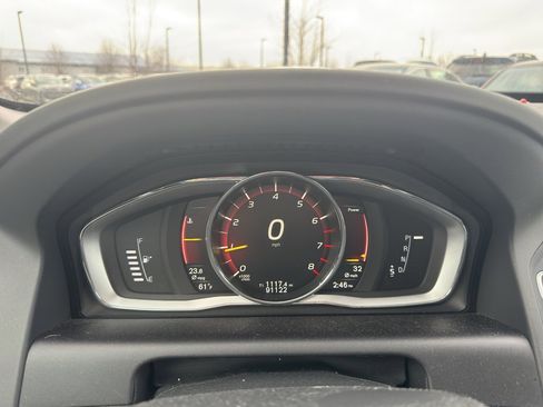 Used 2017 Volvo XC60 T6 Dynamic w/ Preferred Option Package image 8