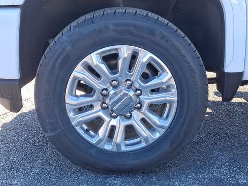 Certified 2022 GMC Sierra 2500 Denali w/ Denali Ultimate Package image 10