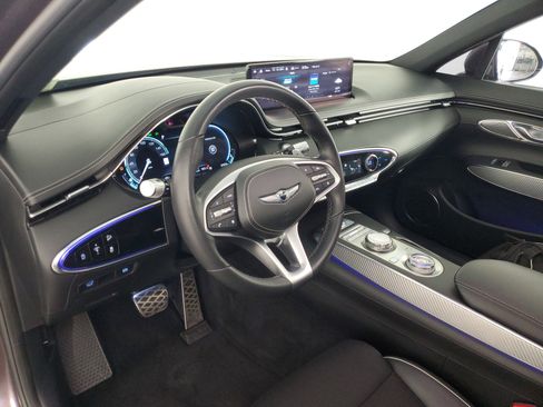 Used 2023 Genesis GV70 2.5T w/ Sport Prestige Package image 11