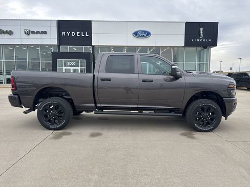New 2026 RAM 2500 Tradesman AWD/4WD image 2
