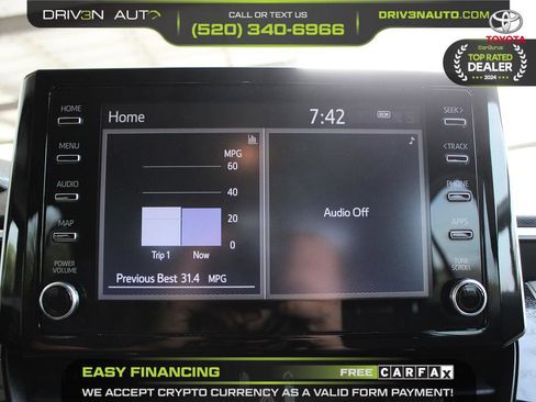 Used 2020 Toyota Corolla LE w/ Carpet Mat Package (TMS) FWD image 12