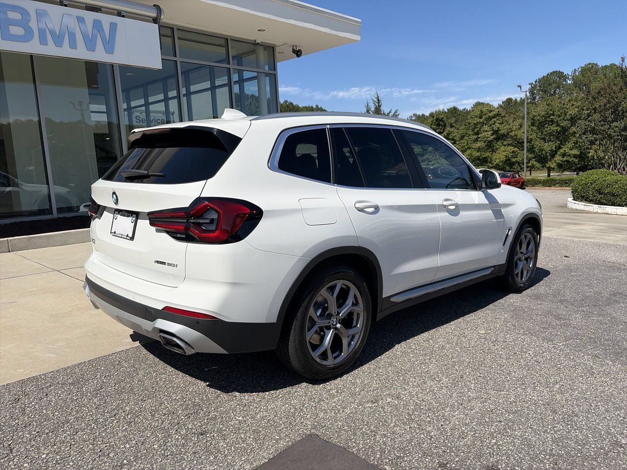 Used 2022 BMW X3 xDrive30i w/ Premium Package 2 (ZPA) AWD/4WD image 8