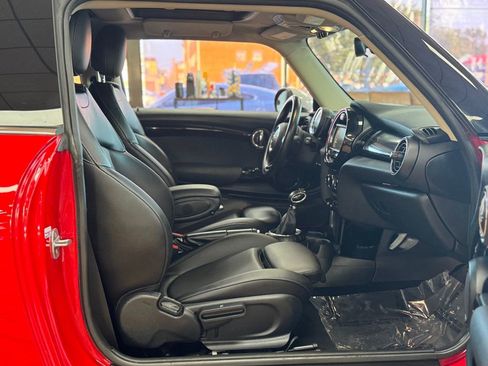 Used 2017 MINI Cooper S image 26