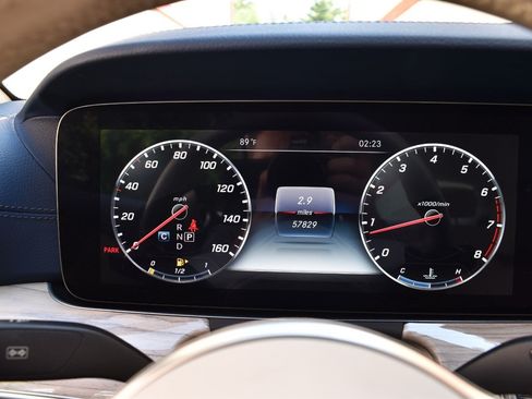 Used 2020 Mercedes-Benz E 450 Coupe w/ AMG Line image 23