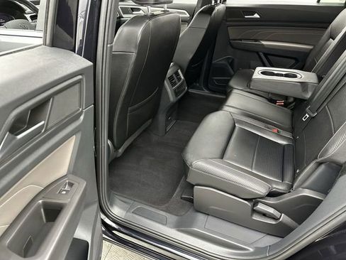Used 2023 Volkswagen Atlas Cross Sport SE image 21