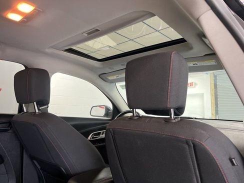 Used 2017 Chevrolet Equinox LT w/ Convenience Package AWD/4WD image 13