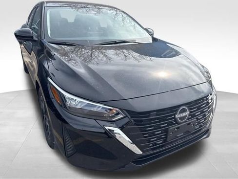 Used 2025 Nissan Sentra SV w/ All-Weather Package image 7