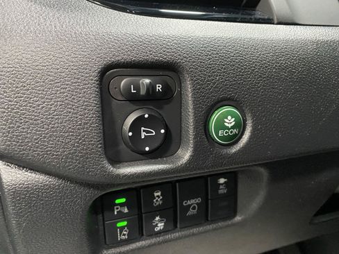 Used 2017 Honda Ridgeline RTL-E image 18