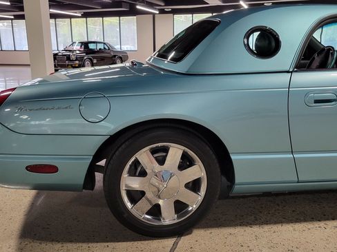 Used 2002 Ford Thunderbird RWD image 39