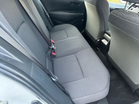 Used 2023 Toyota Corolla LE FWD image 17