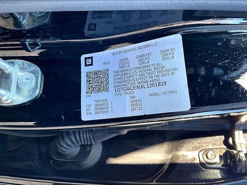 Used 2020 GMC Canyon SLE w/ Elevation Edition image 3