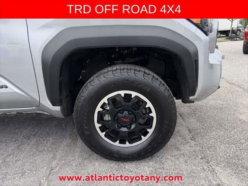 Certified 2024 Toyota Tacoma TRD Off-Road AWD/4WD image 33