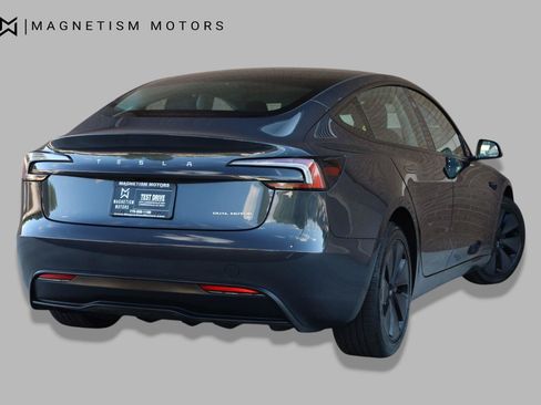 Used 2025 Tesla Model 3 Long Range AWD/4WD image 7