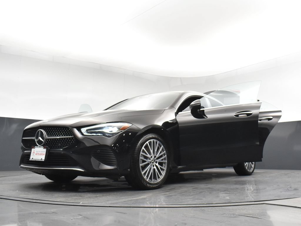 Used 2025 Mercedes-Benz CLA 250 4MATIC image 31