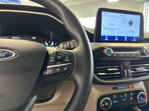 Used 2021 Ford Escape SE AWD/4WD image 18
