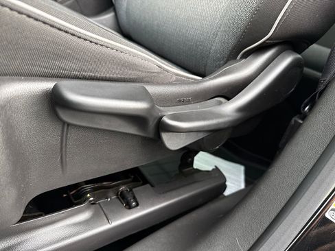 Used 2022 Chevrolet TrailBlazer LS image 4