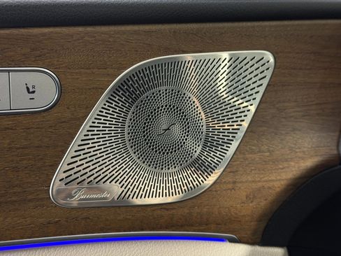 Used 2022 Mercedes-Benz GLS 450 4MATIC image 18